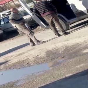 Sokak hayvanlarını toplama ekibinde görevli 2 personeli darbeden baba ve oğlu tutuklandı