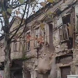 Edremit’te tarihi handan parçaları koptu
