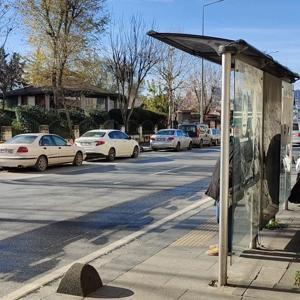 İstanbul - Esenlerde puset içerisinde otobüs durağına bırakılan 1 aylık bebek koruma altına alındı