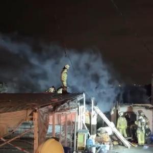 İstanbul - Sultangazide iki iş yerinde çıkan yangın söndürüldü