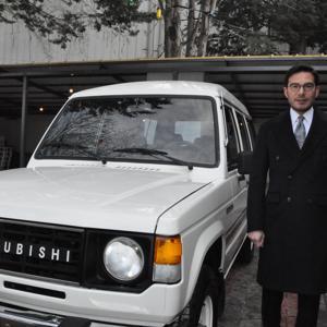 Efsane Valinin restore edilen makam aracını, oğlu Başkan Yazıcıoğlu kullanacak