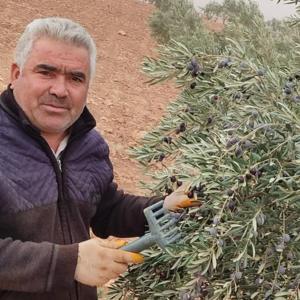 Oturduğu binada asansör boşluğuna düşüp öldü