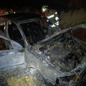 Arsuzda otomobil yandı