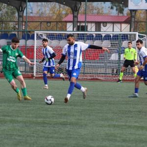 Akdeniz Belediye Spor yoluna kazanarak devam ediyor