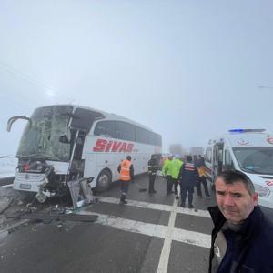 Sivasta 4 araç zincirleme kazaya karıştı; 7 yaralı