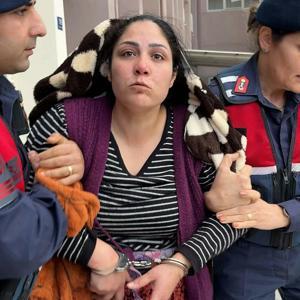 Eşinin ardından kendisi de sentetik ecza haplarıyla yakalanıp, tutuklandı