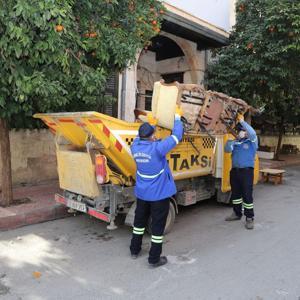 Akdeniz’de çöp taksilerle biriken çöplere acil çözüm