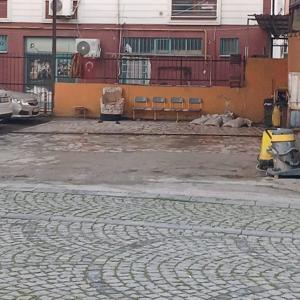 Silahlı saldırıya uğrayan oto yıkama dükkanının sahibi, ağır yaralandı