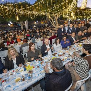 Başkan Seçer: Her şey sizin ve milletimizin