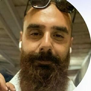 İzmir’de kavşakta motosikletle otomobil çarpıştı: 1 ölü, 2 yaralı