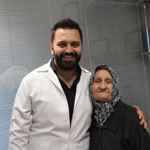 Karın ağrısı şikayeti ile gittiği hastanede kanser olduğunu öğrendi, erken teşhisle sağlığına kavuştu