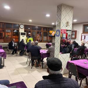 Edirne’de jandarmadan sürücülere trafik eğitimi