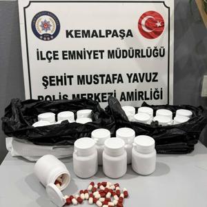 İzmirde 1085 adet ecza hap ele geçirildi; 2 tutuklama