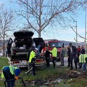 Tokat’ta cip ağaca çarpıp alev aldı: 1 ölü, 2 yaralı