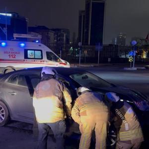 Kartal’da iki otomobil çarpıştı: 4 yaralı