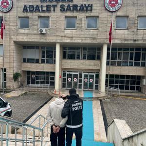 Muğlada firari hükümlü uyuşturucu satmaktan tutuklandı