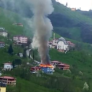 Ordu’da bir ev yangında büyük hasar gördü