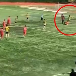Amatör maçta rakibinin burnunu kıran futbolcu süresiz olarak kadro dışı bırakıldı