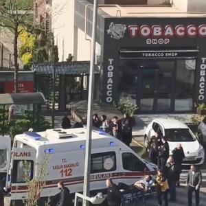 Lise öğrencileri arasında bıçaklı kavga; 1 yaralı
