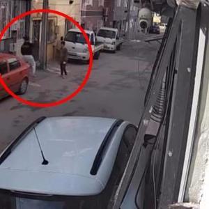Doğal gaz kutusunu yumruklayıp kırdılar; o anlar kamerada