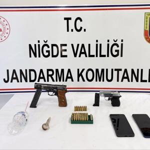 Kemerhisar’da ruhsatsız silah operasyonu