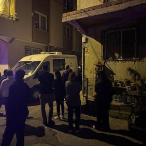 İzmirde eşinin tabancayla boğazından vurduğu kadın, öldü