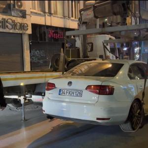 Kadıköyde Huzur İstanbul denetimi; durdurulan araçta uyuşturucu madde ele geçirildi
