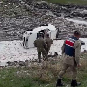 Ardahan’da askeri araç devrildi: 2 astsubay yaralandı