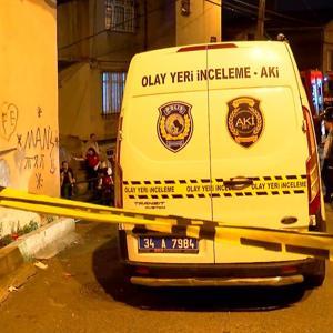 Eyüpsultanda 3 katlı binada yangın: 2si çocuk 4 yaralı