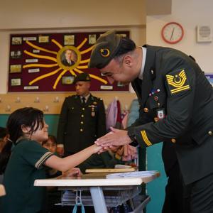 Mehmetçikten öğrencilere mektup sürprizi