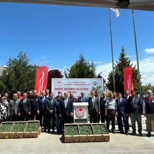 Edirne’de 63 üreticiye 60 bin karpuz fidesi dağıtıldı