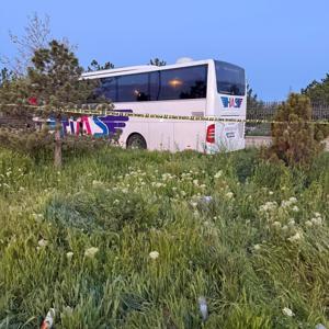 Konyada yolcu otobüsü, TIRa çarptı: 1 ölü, 8 yaralı
