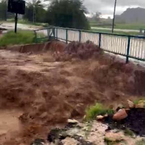 Kahramanmaraşta dereler taştı, tarım arazileri su altında kaldı