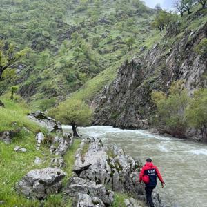 Muş’ta çaya düşen kadını arama çalışmaları sürüyor