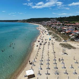 Saros Körfezi’ndeki sahillerde bayram yoğunluğu