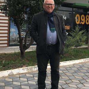 Denizde rahatsızlanıp, hayatını kaybetti
