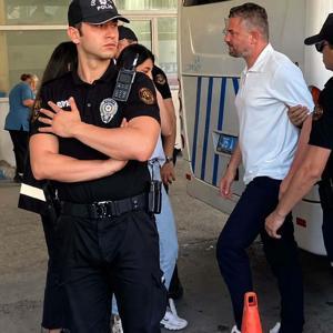 Buca Belediyesine yönelik ‘yolsuzluk’ operasyonunda gözaltı sayısı 54e çıktı