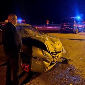 Sivasta iki otomobil çarpıştı: 1 ölü, 3 yaralı