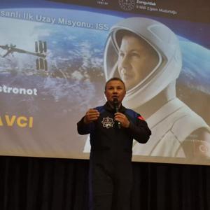 Alper Gezeravcı, Zonguldakta liselilerle deneyimlerini paylaştı