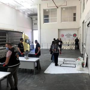 İpsala Sınır Kapısına gelen TIRda 1,5 ton uyuşturucu ele geçirildi