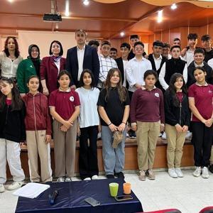 Öğrencilere diksiyon ve görgü kuralları eğitimi