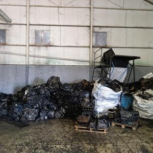 Yurt dışına sevk edilmesi gereken araç ve motor parçaları bir depoda ele geçirildi