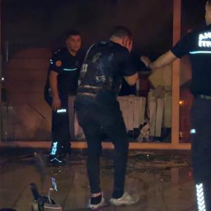 İş yerini yanarken görünce gözyaşlarını tutamadı