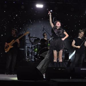 Samandağ Festivalinin ikinci gününde Aydilge sahne aldı