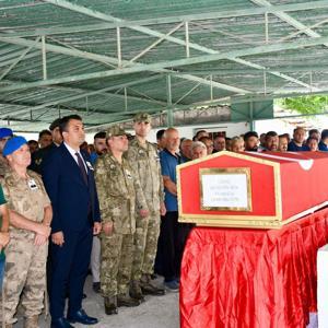 Bayram günü kazada yaralanan uzman çavuş hayatını kaybetti