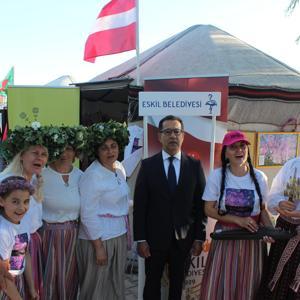 Tuz Gölü Uluslararası Turizm ve Kültür Festivali renkli görüntülerle başladı