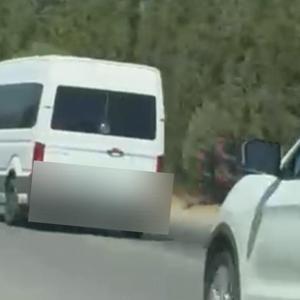 Otoyolda makas atan minibüsün sürücüsüne 21 bin lira ceza