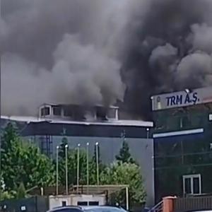 Sakaryada fabrika yangını söndürüldü