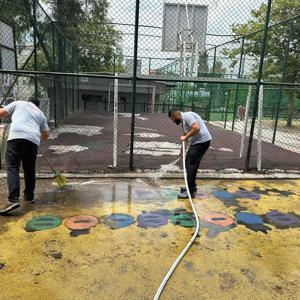 Yunusemrede iki park pırıl pırıl oldu