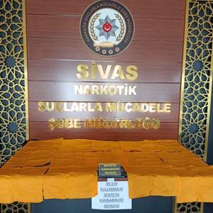 Sivasta uyuşturucu operasyonunda 2 tutuklama
